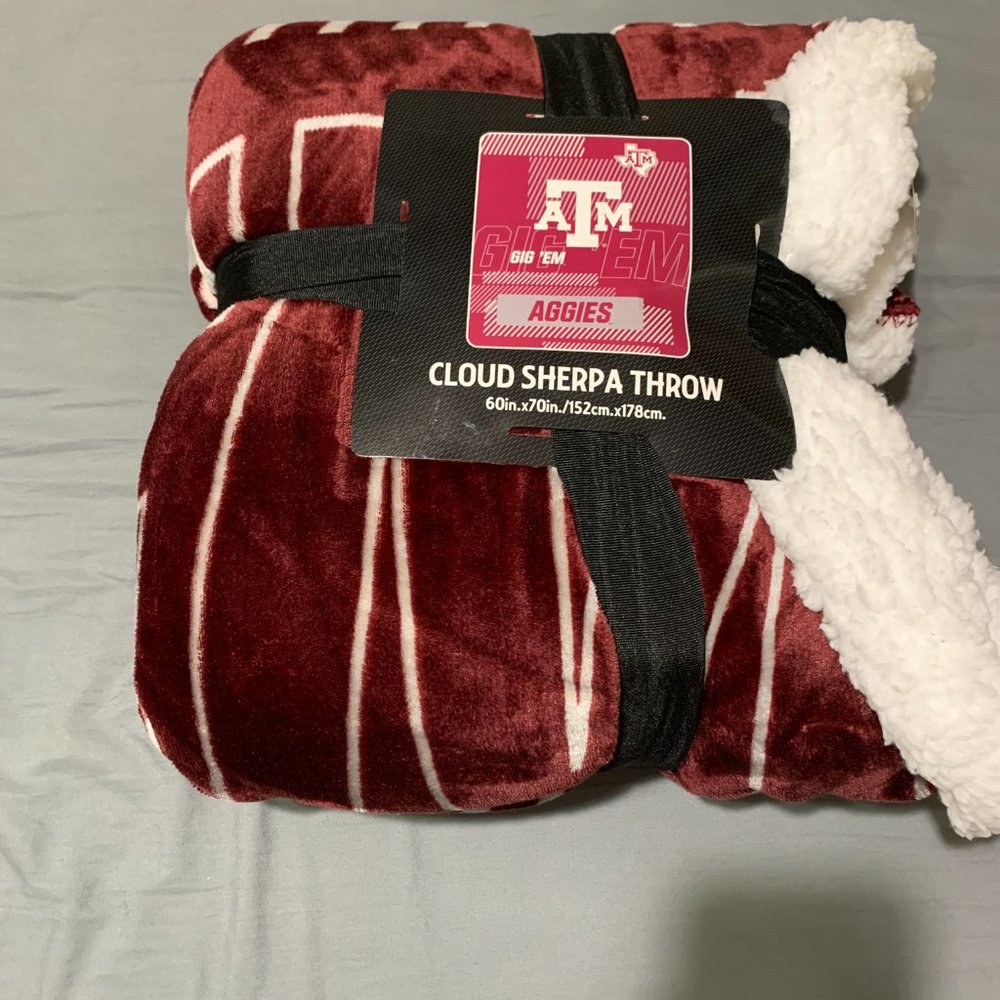 Texas A&M University Sherpa Throw Blanket